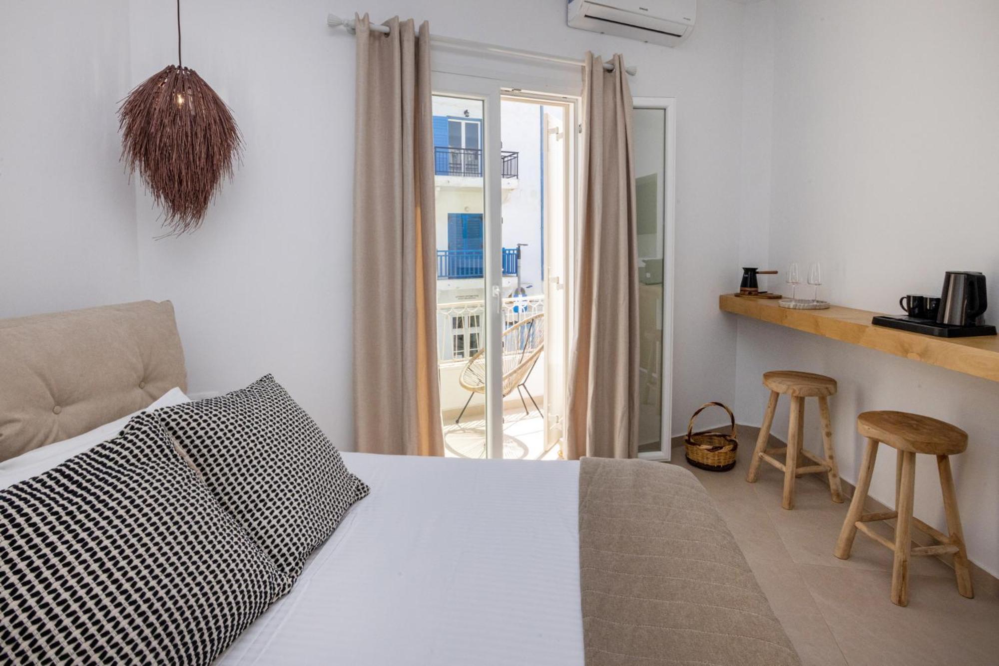 Alora Suites Tínos Szoba fotó